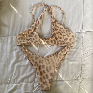 Skatie Jasmine Top & Suzanne Bottom in Tarzana